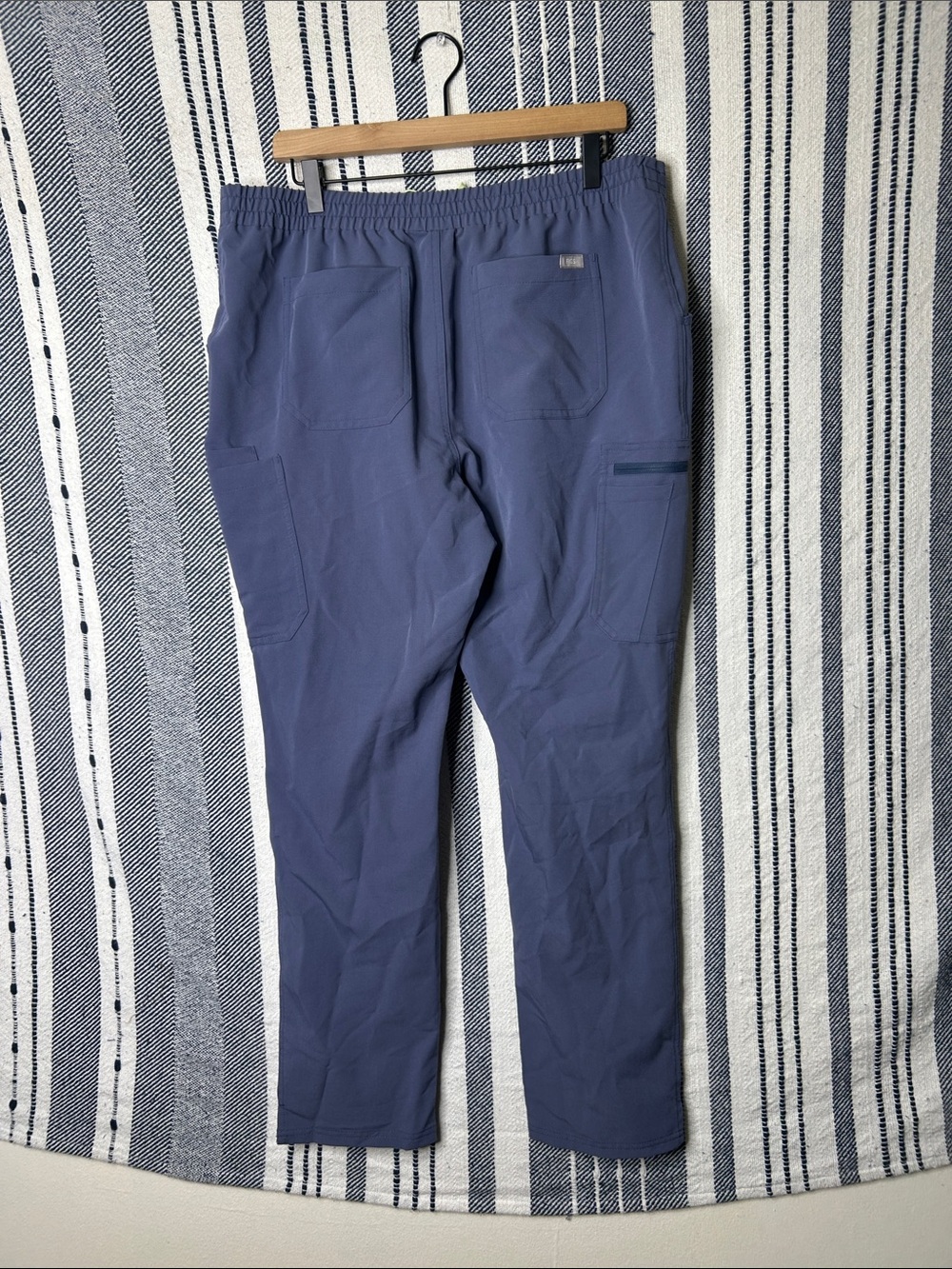 Figs Technical Collection Scrub Pants - Picture 3 of 3